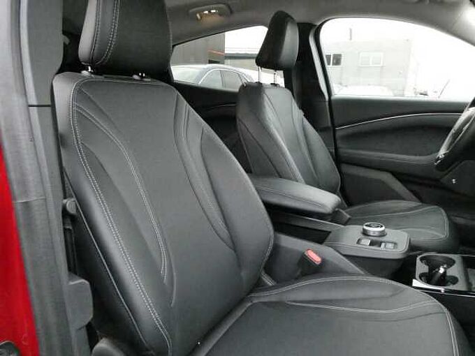 Ford Mustang MACH-E RWD 76KWh 300pk Full Option Pano dak '22 28000km (54786)