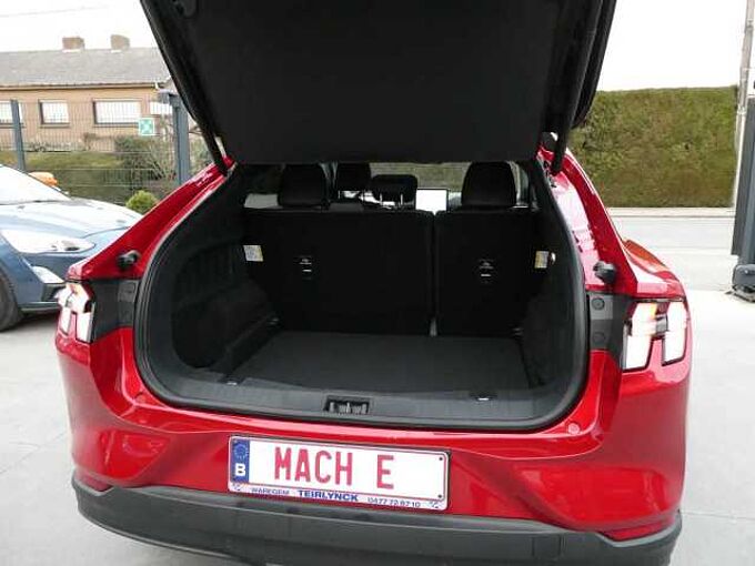 Ford Mustang MACH-E RWD 76KWh 300pk Full Option Pano dak '22 28000km (54786)
