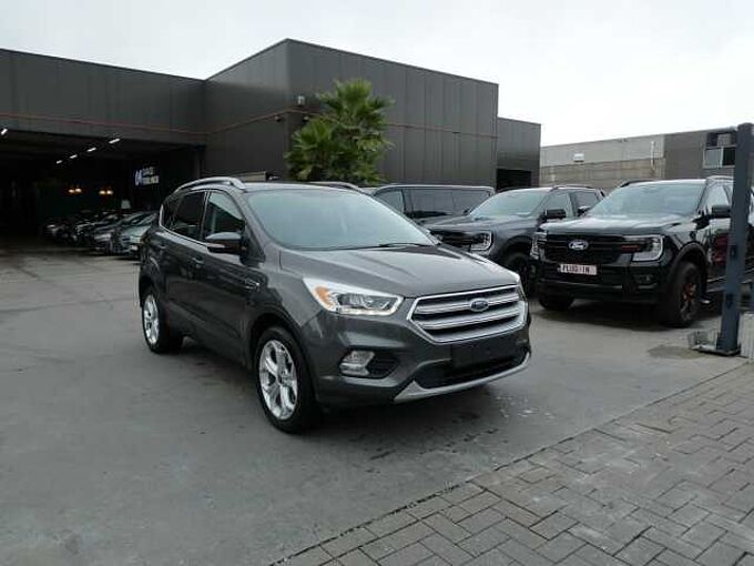 Ford Kuga 1.5 TDCi 120pk Titanium Luxe '17 130000km (81921)