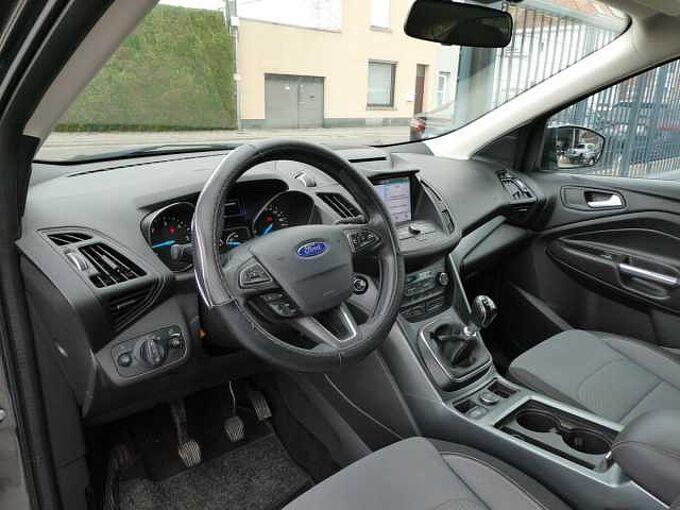 Ford Kuga 1.5 TDCi 120pk Titanium Luxe '17 130000km (81921)