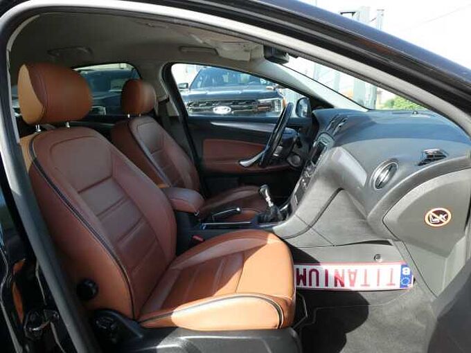 Ford Mondeo 5d 1.6 TDCi 115pk Titanium Luxe Leder Trekhaak (19591)