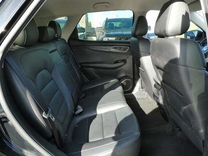 MG HS 1.5 i benzine 162pk Automaat Comfort ACC BLIS Leder Camera (69050)