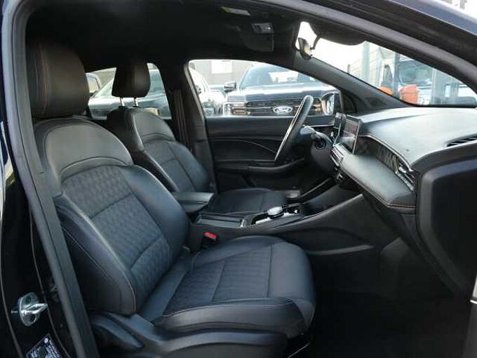 MG MG3 1.5 Hybrid+ 195pk Luxury Luxe 360 Cam BLIS ACC Leder '25 (10672)