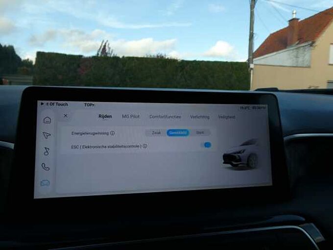 MG MG3 1.5 Hybrid+ 195pk Luxury Luxe 360 Cam BLIS ACC Leder '25 (10672)