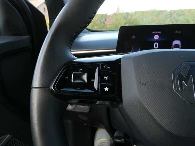 MG MG3 1.5 Hybrid+ 195pk Luxury Luxe 360 Cam BLIS ACC Leder '25 (10672)