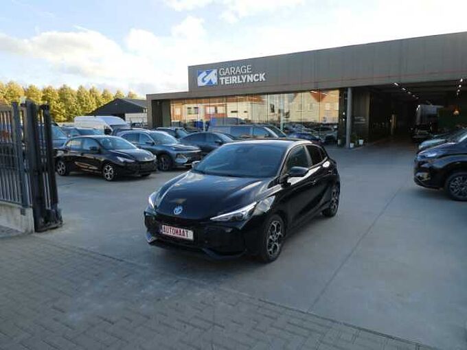 MG MG3 1.5 Hybrid+ 195pk Luxury Luxe 360 Cam BLIS ACC Leder '25 (10672)