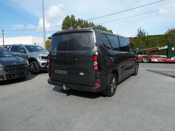 Ford Transit Custom L2 Multi-Use 5pl 2.0 TDCi 170pk Automaat Limited BLIS ACC 360° Trekhaak
