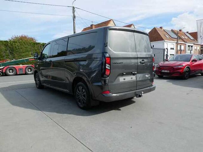Ford Transit Custom L2 Multi-Use 5pl 2.0 TDCi 170pk Automaat Limited BLIS ACC 360° Trekhaak