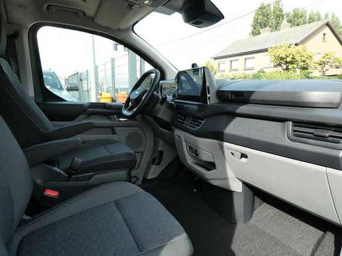 Ford Transit Custom L2 Multi-Use 5pl 2.0 TDCi 170pk Automaat Limited BLIS ACC 360° Trekhaak