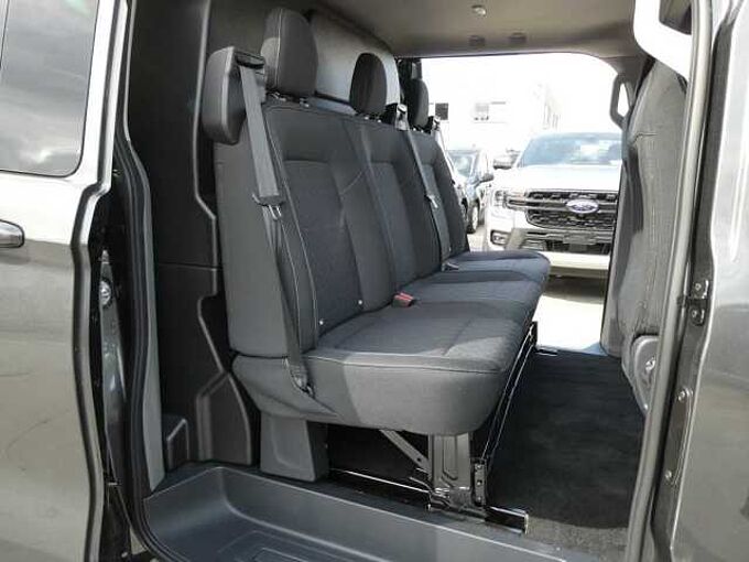 Ford Transit Custom L2 Multi-Use 5pl 2.0 TDCi 170pk Automaat Limited BLIS ACC 360° Trekhaak