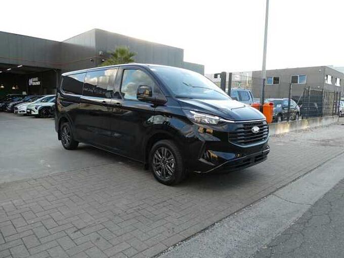 Ford Transit Custom L2 Multi-Use 5pl 2.0 TDCi 170pk Automaat Limited BLIS ACC 360° Trekhaak