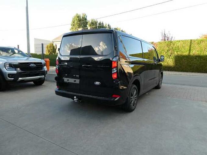 Ford Transit Custom L2 Multi-Use 5pl 2.0 TDCi 170pk Automaat Limited BLIS ACC 360° Trekhaak