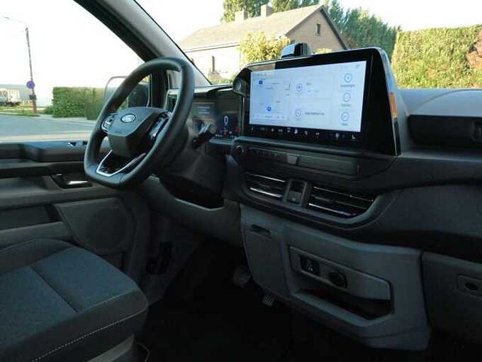 Ford Transit Custom L2 Multi-Use 5pl 2.0 TDCi 170pk Automaat Limited BLIS ACC 360° Trekhaak