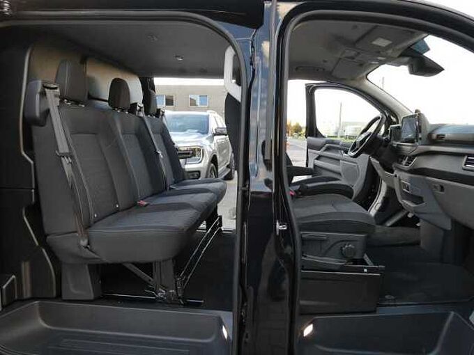 Ford Transit Custom L2 Multi-Use 5pl 2.0 TDCi 170pk Automaat Limited BLIS ACC 360° Trekhaak