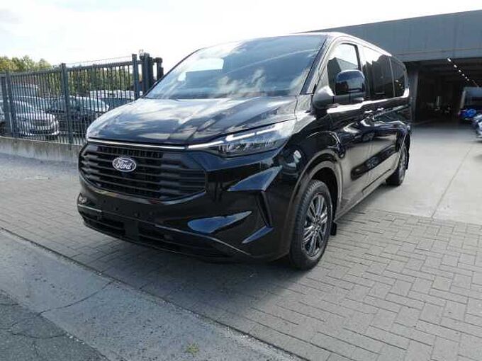 Ford Transit Custom L2 Multi-Use 5pl 2.0 TDCi 136pk Automaat Limited BLIS ACC 360° Trekhaak