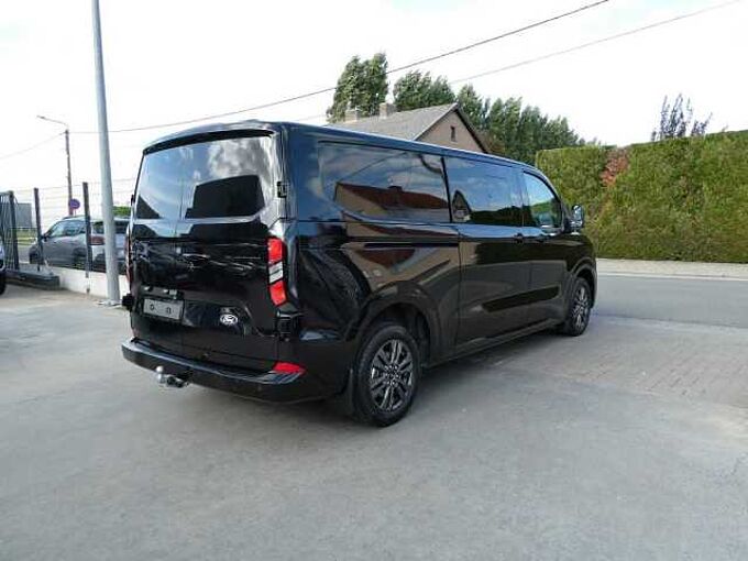 Ford Transit Custom L2 Multi-Use 5pl 2.0 TDCi 136pk Automaat Limited BLIS ACC 360° Trekhaak