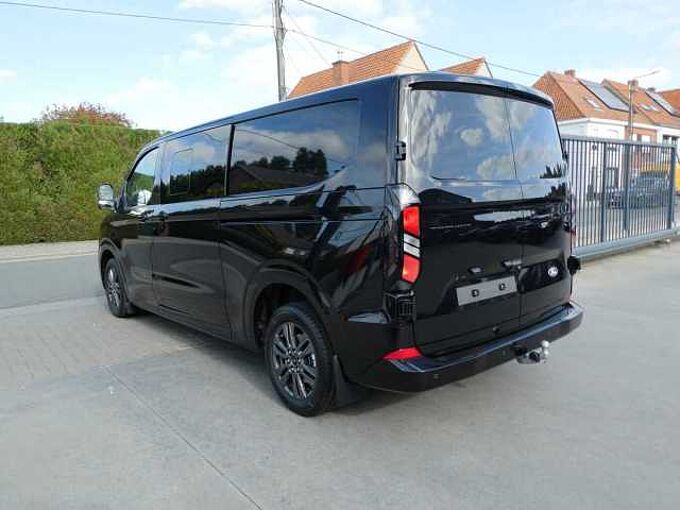 Ford Transit Custom L2 Multi-Use 5pl 2.0 TDCi 136pk Automaat Limited BLIS ACC 360° Trekhaak