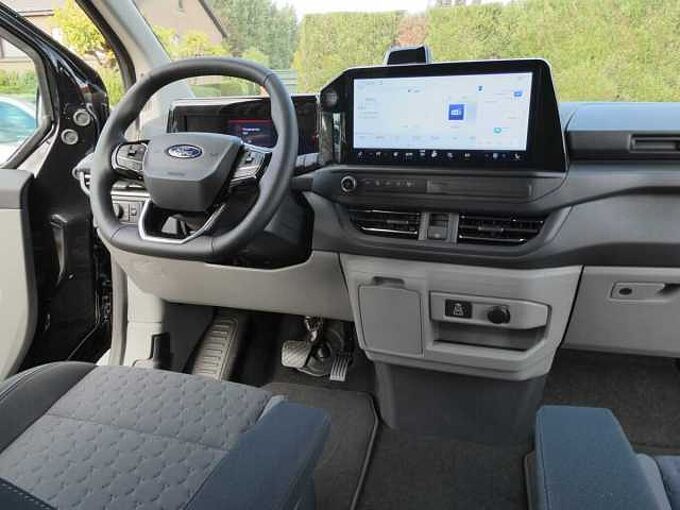 Ford Transit Custom L2 Multi-Use 5pl 2.0 TDCi 136pk Automaat Limited BLIS ACC 360° Trekhaak