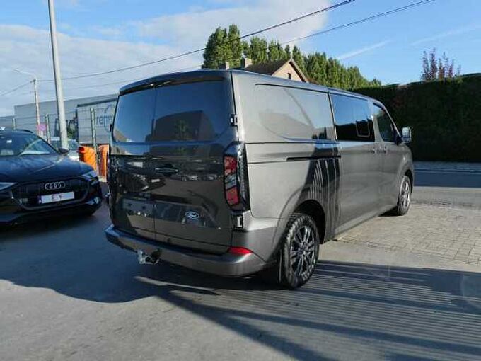 Ford Transit Custom L2 Multi-Use 5pl 2.0 TDCi 136pk Automaat Limited BLIS ACC 360&deg; Trekhaak