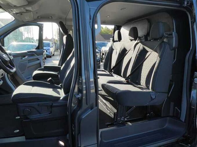 Ford Transit Custom L2 Multi-Use 5pl 2.0 TDCi 136pk Automaat Limited BLIS ACC 360&deg; Trekhaak