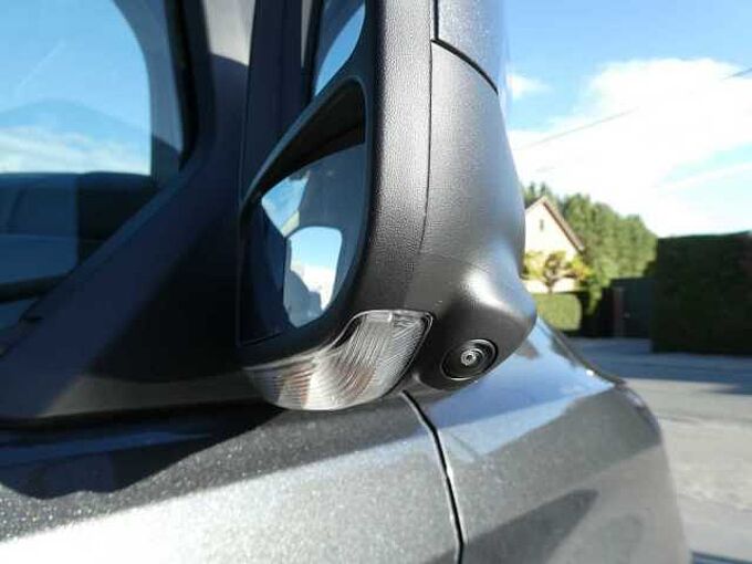 Ford Transit Custom L2 Multi-Use 5pl 2.0 TDCi 136pk Automaat Limited BLIS ACC 360&deg; Trekhaak