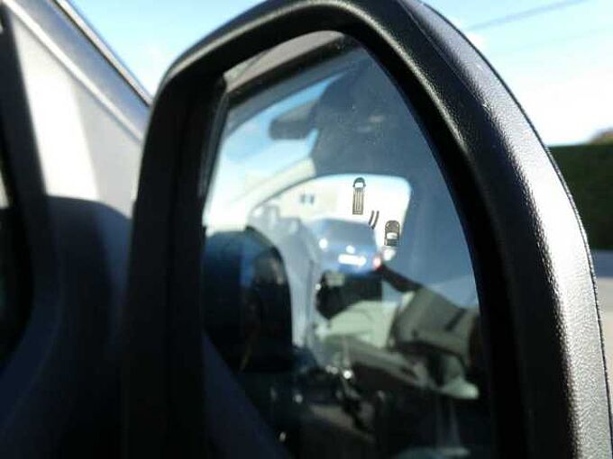 Ford Transit Custom L2 Multi-Use 5pl 2.0 TDCi 136pk Automaat Limited BLIS ACC 360&deg; Trekhaak