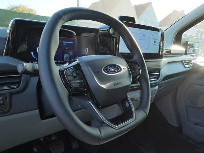 Ford Transit Custom L2 Multi-Use 5pl 2.0 TDCi 136pk Automaat Limited BLIS ACC 360&deg; Trekhaak