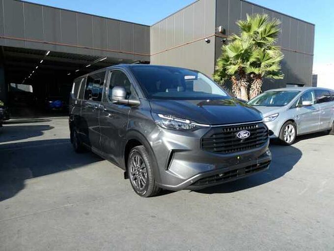 Ford Transit Custom L2 Multi-Use 5pl 2.0 TDCi 136pk Automaat Limited BLIS ACC 360&deg; Trekhaak