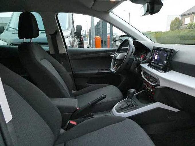 SEAT Arona 1.0 TSi 110pk Automaat Business Luxe '22 59000km (24512)