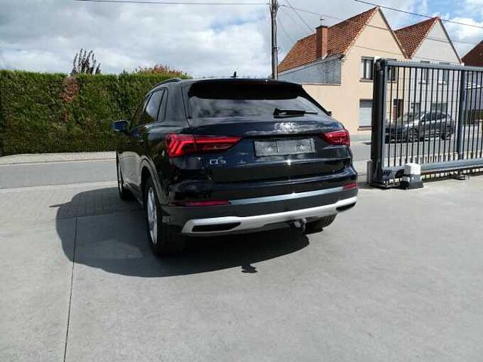Audi Q3 1.5 TFSI 150pk Automaat Business Luxe Trekhaak Camera (82969)