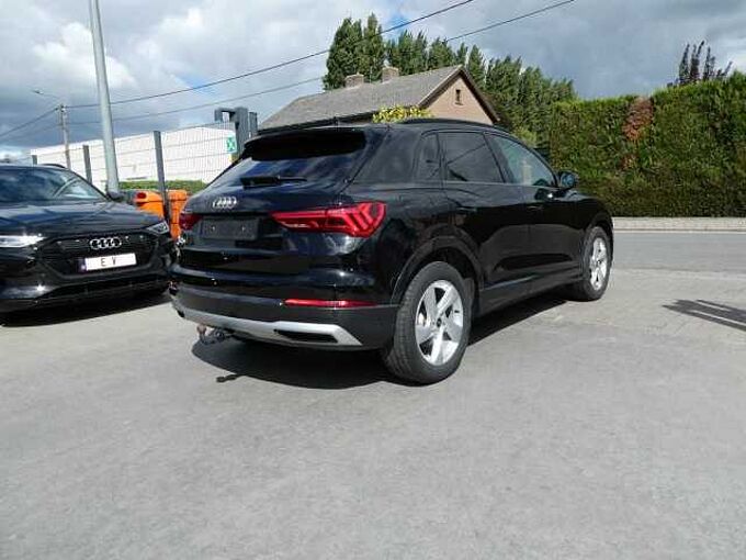 Audi Q3 1.5 TFSI 150pk Automaat Business Luxe Trekhaak Camera (82969)