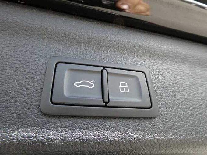 Audi Q3 1.5 TFSI 150pk Automaat Business Luxe Trekhaak Camera (82969)