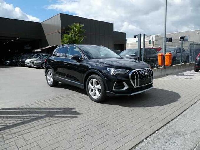 Audi Q3 1.5 TFSI 150pk Automaat Business Luxe Trekhaak Camera (82969)