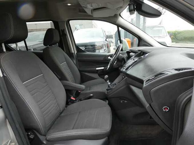 Ford Tourneo Connect L2 1.6 TDCi 115pk 7pl Limited Luxe Pano Trekhaak euro 5 (46592)