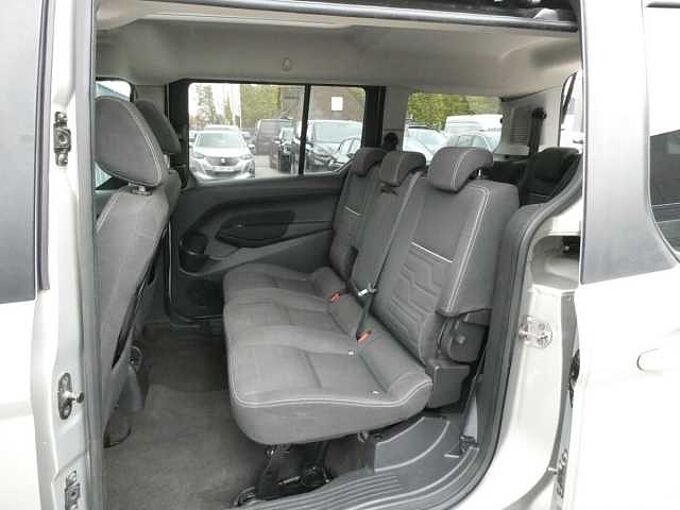Ford Tourneo Connect L2 1.6 TDCi 115pk 7pl Limited Luxe Pano Trekhaak euro 5 (46592)