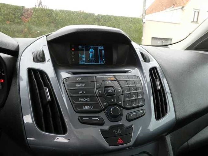 Ford Tourneo Connect L2 1.6 TDCi 115pk 7pl Limited Luxe Pano Trekhaak euro 5 (46592)