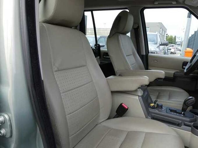 Land Rover Discovery 2.7 SDV6 190pk Automaat HSE Lichte Vracht BTW Leder Luchtvering garantie (25330)