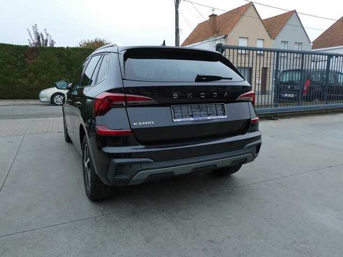 SKODA Kamiq 1.0 TSi 115pk Business Luxe Camera '25 27000km (27999)