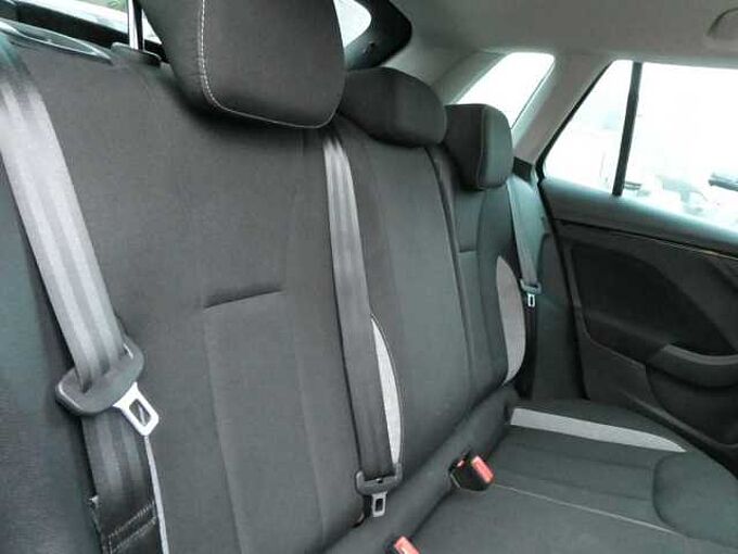 SKODA Kamiq 1.0 TSi 115pk Business Luxe Camera '25 27000km (27999)