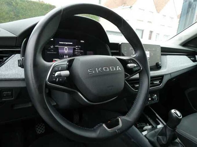 SKODA Kamiq 1.0 TSi 115pk Business Luxe Camera '25 27000km (27999)