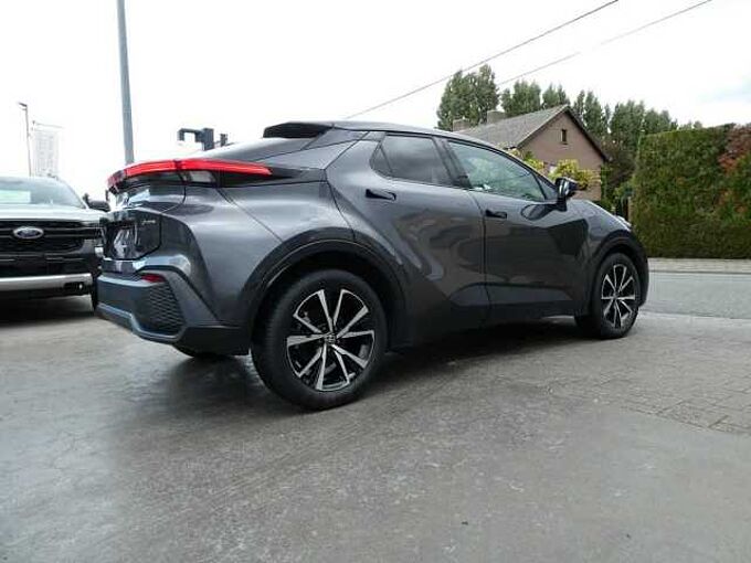 Toyota C-HR 1.8 i Hybride 140pk Automaat Style Camera ACC BLIS '25 (37351)