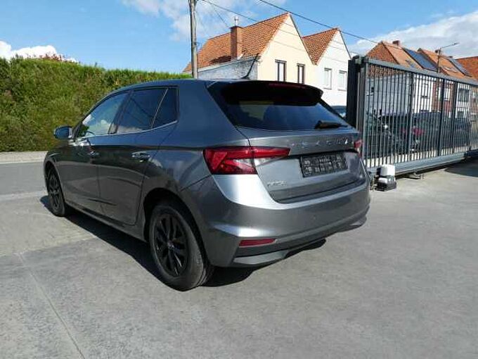 SKODA Fabia 1.0 TSi 115pk Automaat Business Luxe (85623)