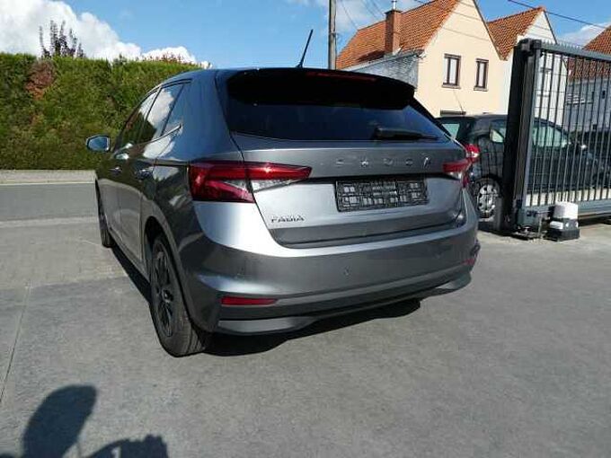 SKODA Fabia 1.0 TSi 115pk Automaat Business Luxe (85623)