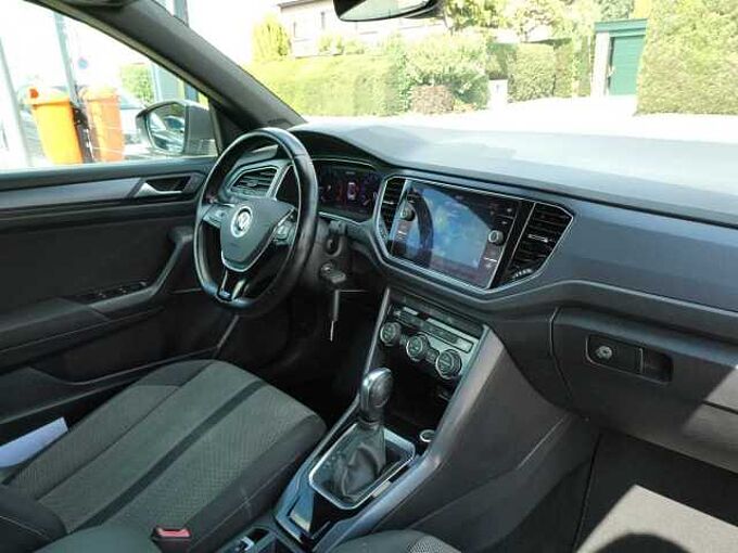 Volkswagen T-Roc Cabrio 1.5 TSi 150pk Automaat Business Luxe Camera (12600)