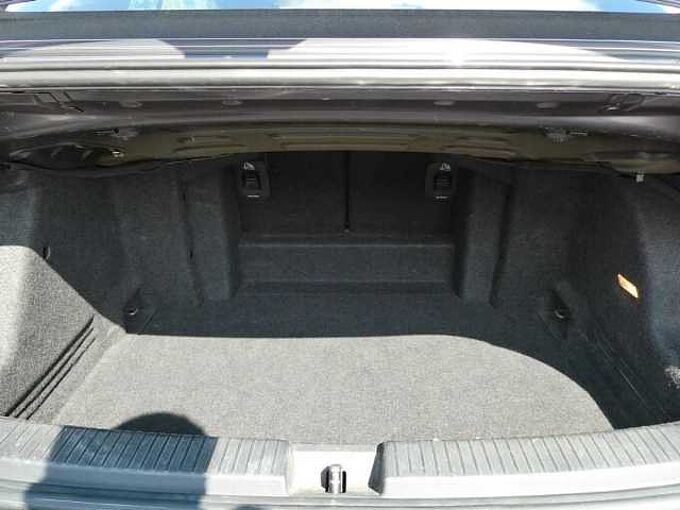 Volkswagen T-Roc Cabrio 1.5 TSi 150pk Automaat Business Luxe Camera (12600)