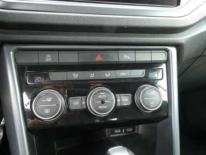 Volkswagen T-Roc Cabrio 1.5 TSi 150pk Automaat Business Luxe Camera (12600)
