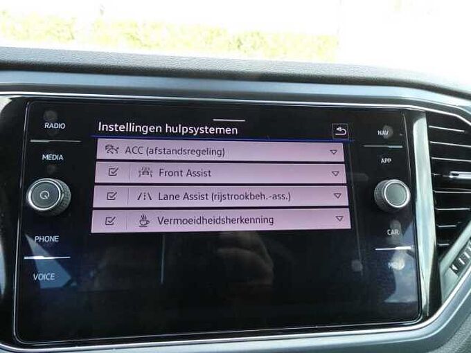 Volkswagen T-Roc Cabrio 1.5 TSi 150pk Automaat Business Luxe Camera (12600)