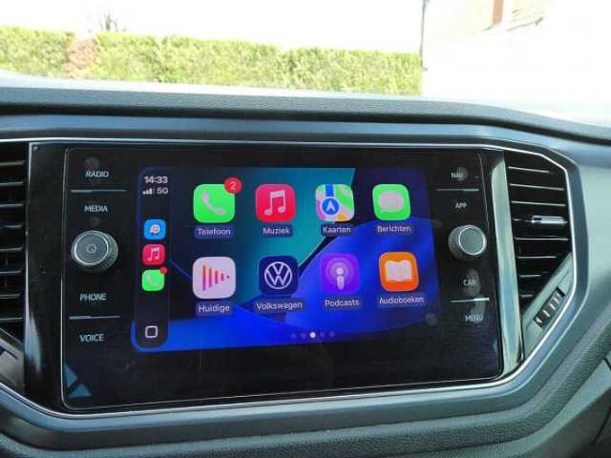 Volkswagen T-Roc Cabrio 1.5 TSi 150pk Automaat Business Luxe Camera (12600)