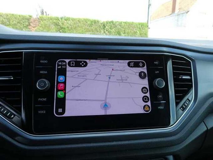 Volkswagen T-Roc Cabrio 1.5 TSi 150pk Automaat Business Luxe Camera (12600)