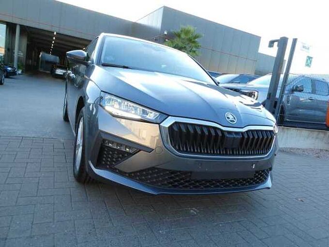 SKODA Scala 1.0 TSi 115pk Automaat Business Luxe Camera '25 14000km (37285)